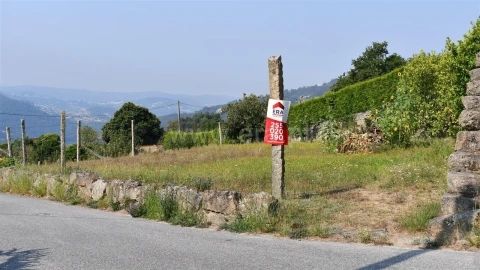Terreno para Venda em Sande e São Lourenço