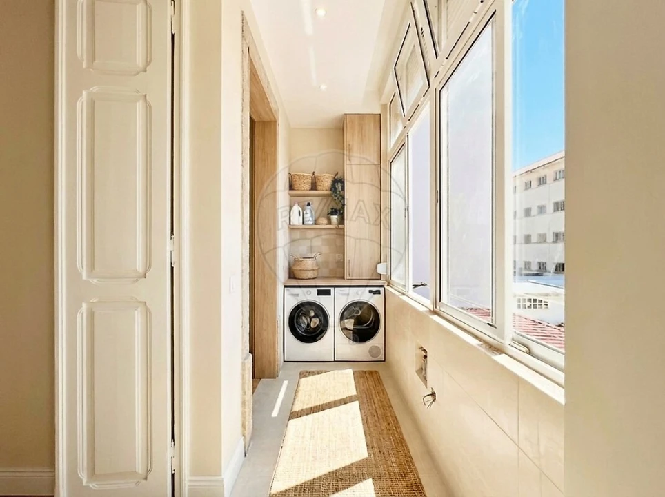 Apartamento T2 para Venda em Campo de Ourique Foto 9