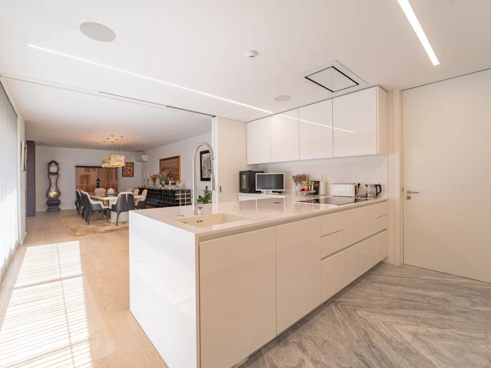 Apartamento T4 para Venda em Aldoar, Foz do Douro e Nevogilde Foto 11