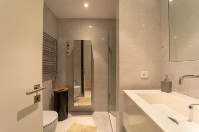 Apartamento T4 para Venda em Aldoar, Foz do Douro e Nevogilde