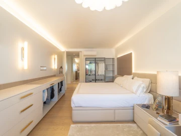 Apartamento T4 para Venda em Aldoar, Foz do Douro e Nevogilde