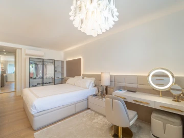 Apartamento T4 para Venda em Aldoar, Foz do Douro e Nevogilde