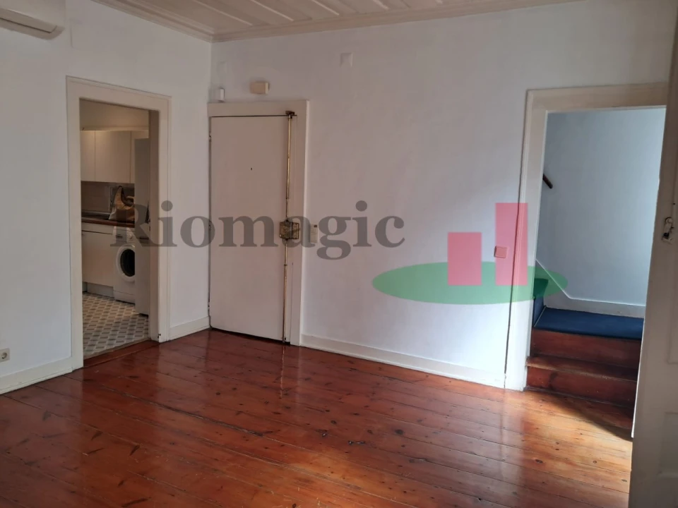 Apartamento T2 para Arrendamento em Misericórdia Foto 29