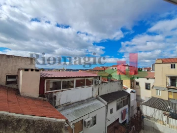 Apartamento T2 para Arrendamento em Misericórdia
