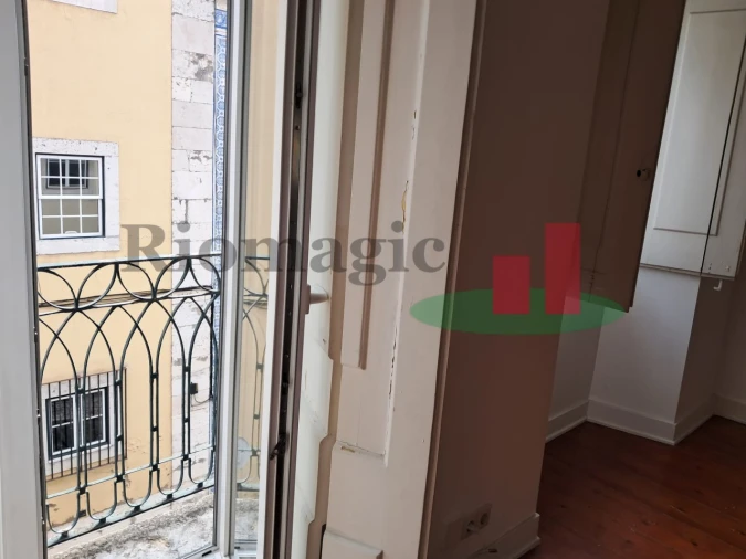 Apartamento T2 para Arrendamento em Misericórdia Foto 2