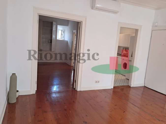 Apartamento T2 para Arrendamento em Misericórdia Foto 5