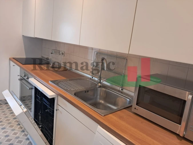 Apartamento T2 para Arrendamento em Misericórdia Foto 13