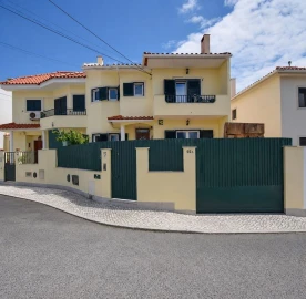 Moradia T3 para Venda em Alcabideche