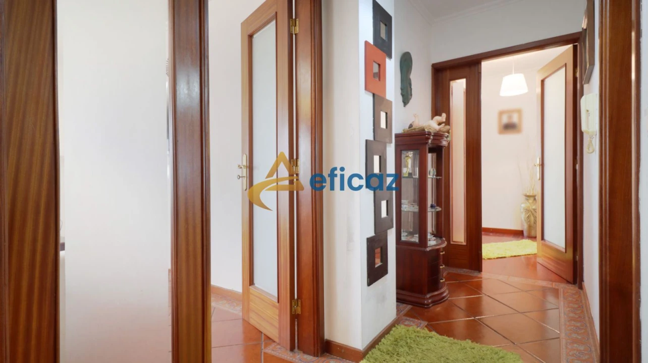 Apartamento T3 para Venda em Freamunde Foto 9