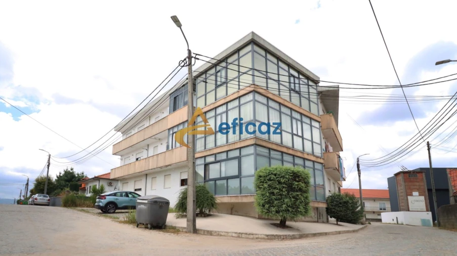 Apartamento T3 para Venda em Freamunde Foto 2