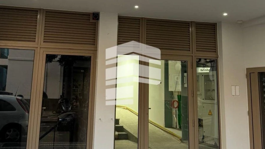 Loja para Venda em Funchal (São Pedro)