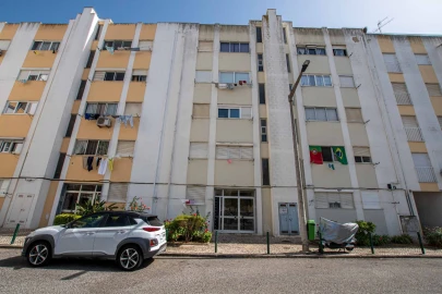 Apartamento T2 para Venda em Carregado e Cadafais
