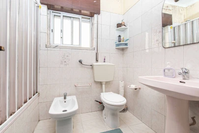 Apartamento T2 para Venda em Carregado e Cadafais