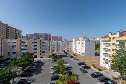 Apartamento T2 para Venda em Carregado e Cadafais