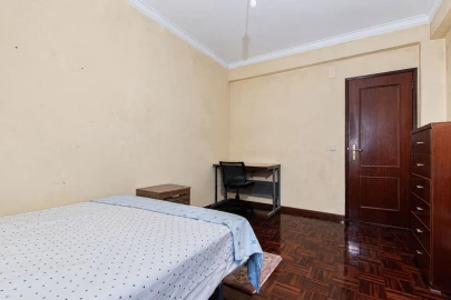 Apartamento T2 para Venda em Carregado e Cadafais