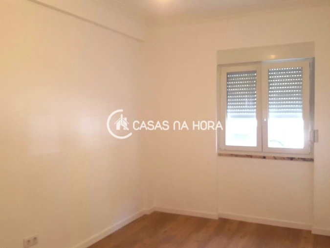 Apartamento T3 para Arrendamento em União das Freguesias de Setúbal Foto 8