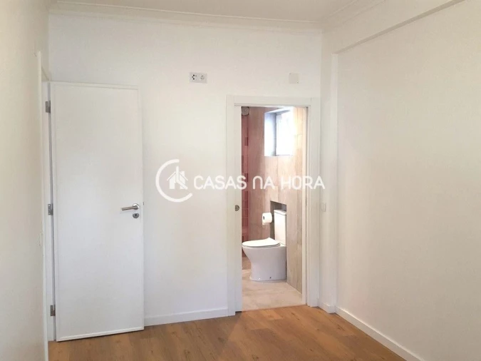 Apartamento T3 para Arrendamento em União das Freguesias de Setúbal Foto 10