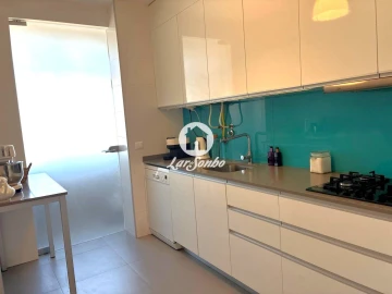 Apartamento T3 para Venda em Póvoa de Varzim, Beiriz e Argivai