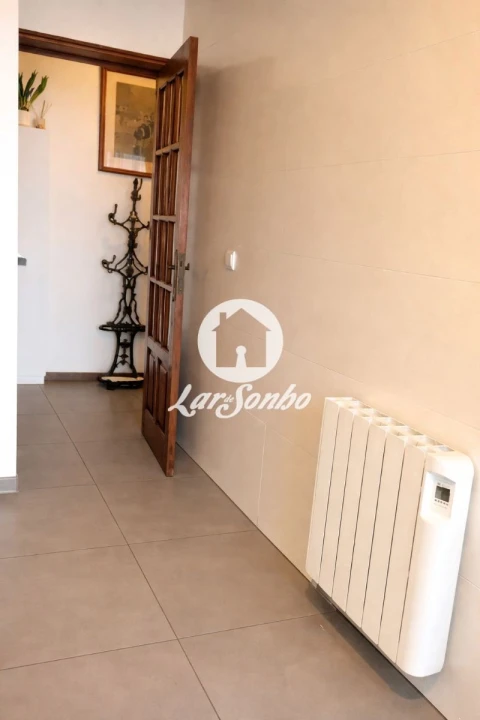 Apartamento T3 para Venda em Póvoa de Varzim, Beiriz e Argivai