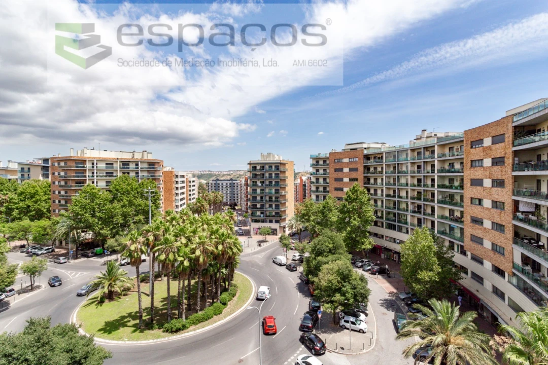 Apartamento T3 para Venda em Odivelas Foto 6