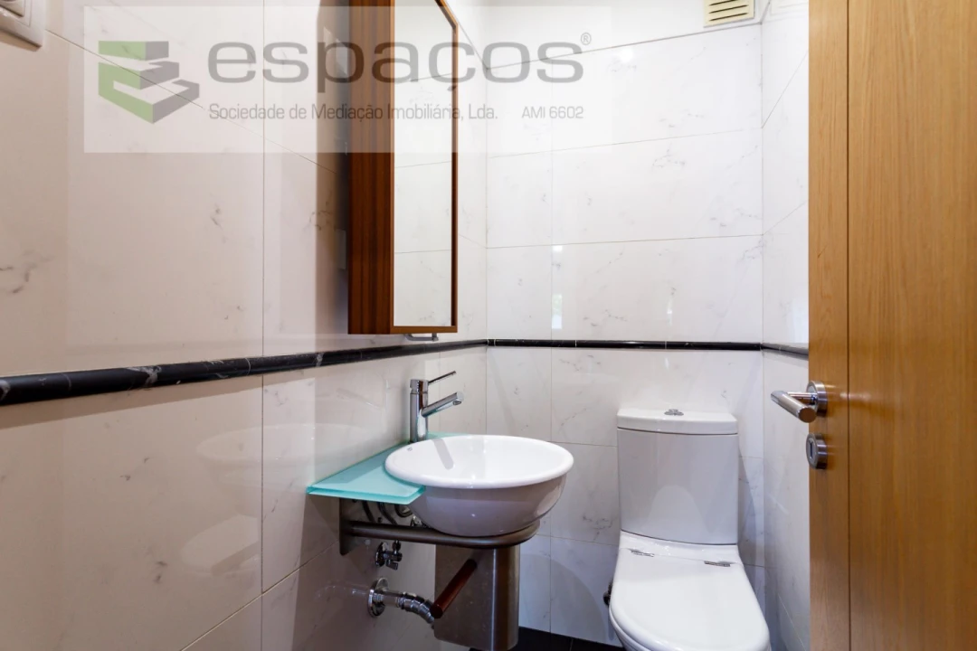 Apartamento T3 para Venda em Odivelas Foto 13