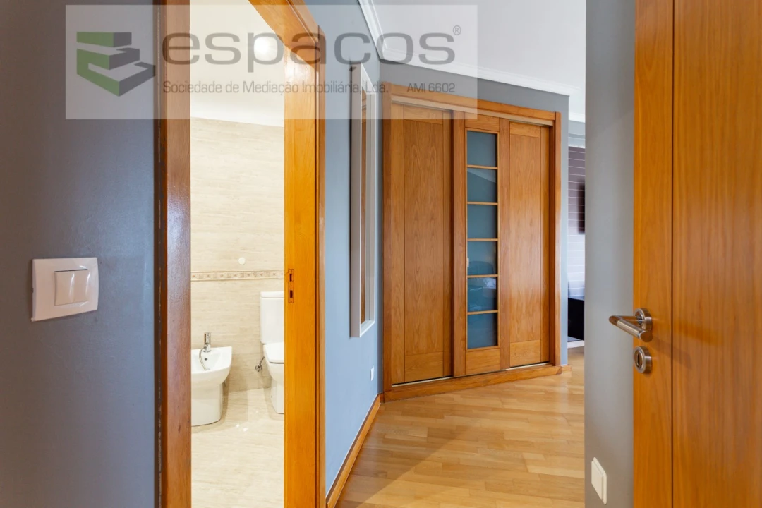 Apartamento T3 para Venda em Odivelas Foto 22