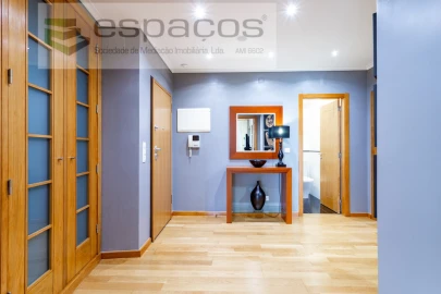 Apartamento T3 para Venda em Odivelas