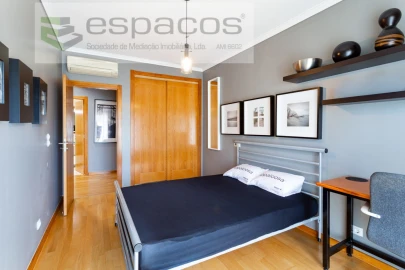 Apartamento T3 para Venda em Odivelas