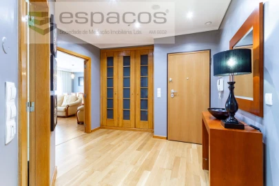 Apartamento T3 para Venda em Odivelas
