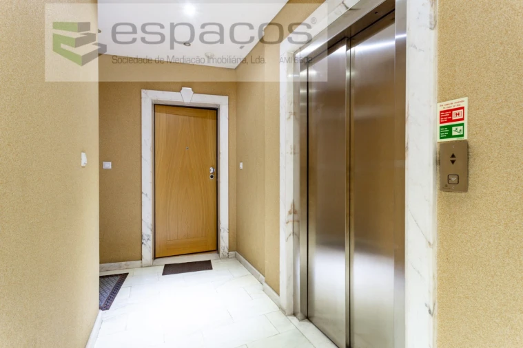 Apartamento T3 para Venda em Odivelas Foto 31