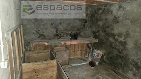 Moradia para Venda em Lavacolhos