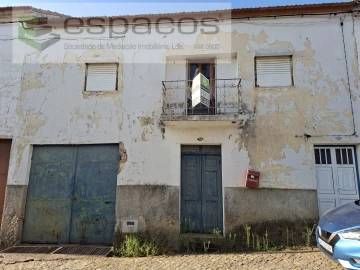 Moradia para Venda em Lavacolhos