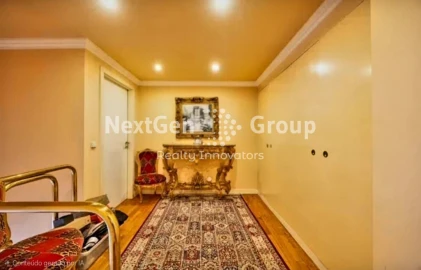 Apartamento T5 para Venda em Campanhã