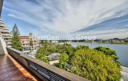 Apartamento T5 para Venda em Campanhã