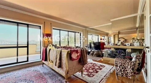 Apartamento T5 para Venda em Campanhã