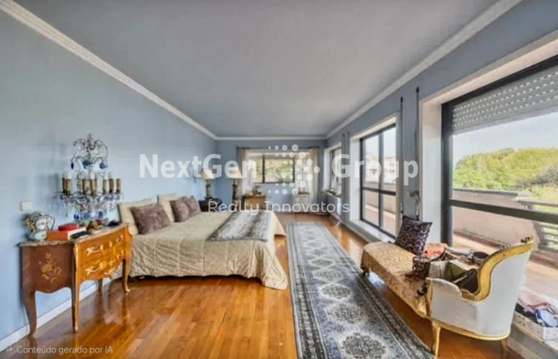Apartamento T5 para Venda em Campanhã Foto 32