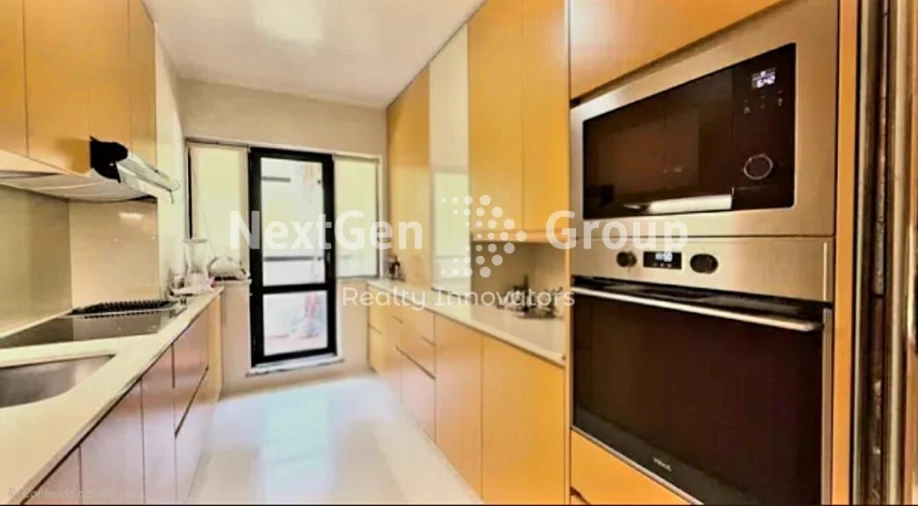 Apartamento T5 para Venda em Campanhã Foto 17