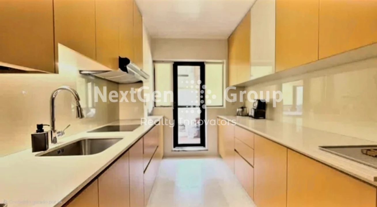 Apartamento T5 para Venda em Campanhã Foto 18
