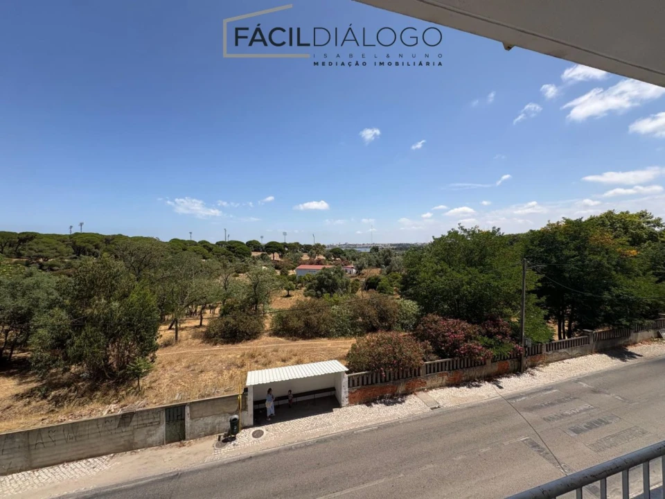 Apartamento T4 para Venda em Seixal, Arrentela e Aldeia de Paio Pires Foto 15