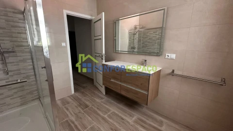 Apartamento T4 para Arrendamento em Castelo Branco