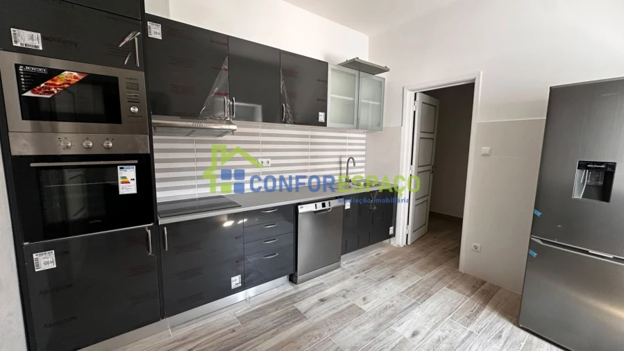 Apartamento T4 para Arrendamento em Castelo Branco Foto 4