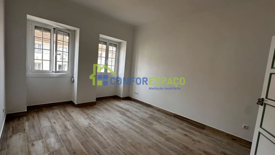Apartamento T4 para Arrendamento em Castelo Branco Foto 17