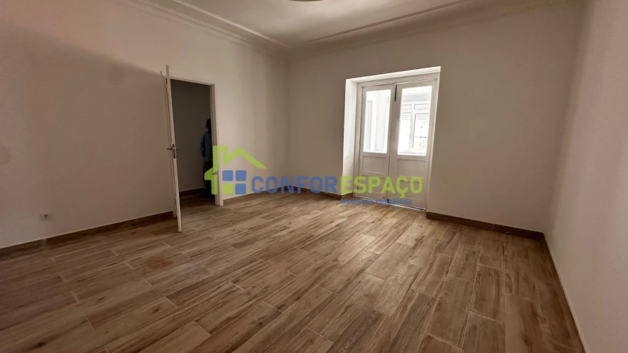 Apartamento T4 para Arrendamento em Castelo Branco Foto 2