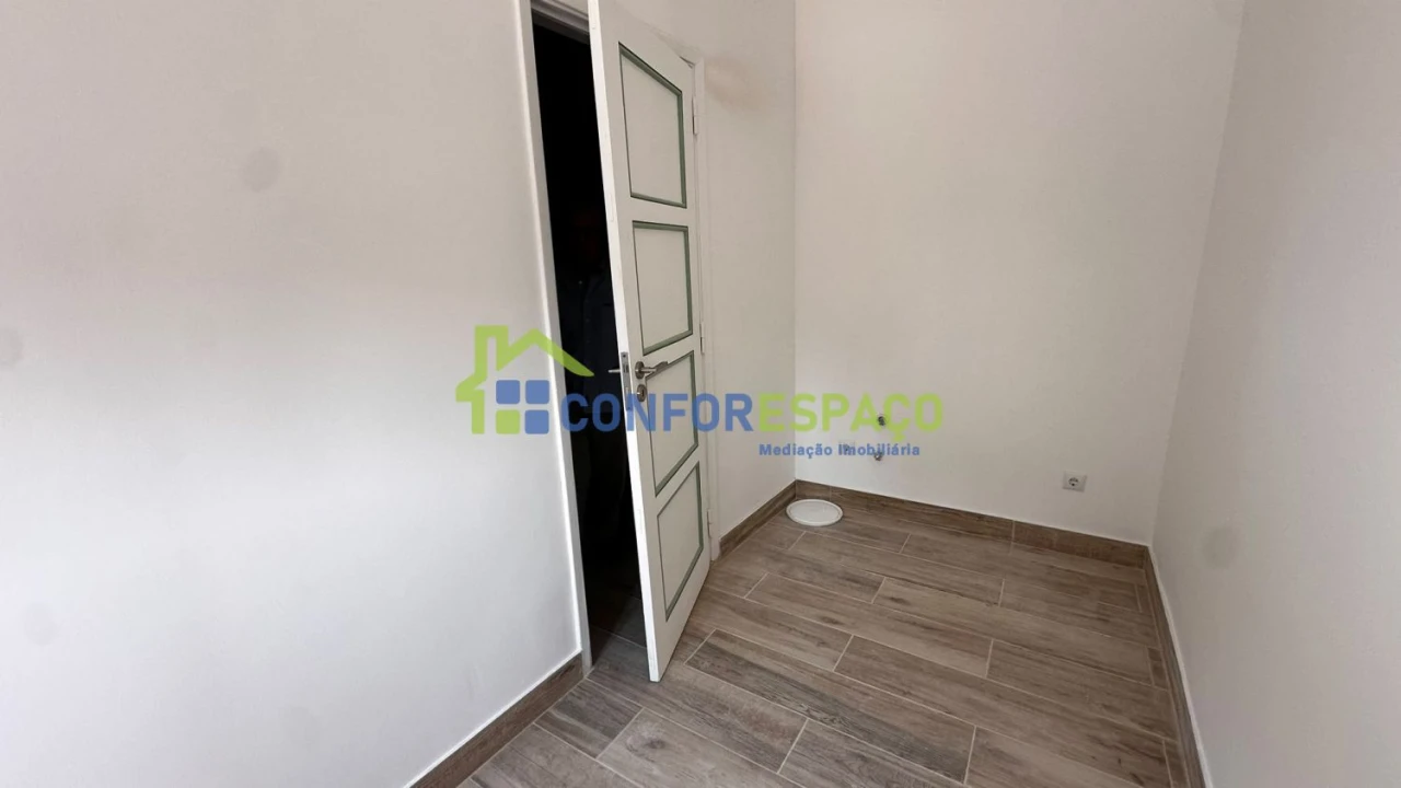 Apartamento T4 para Arrendamento em Castelo Branco Foto 6