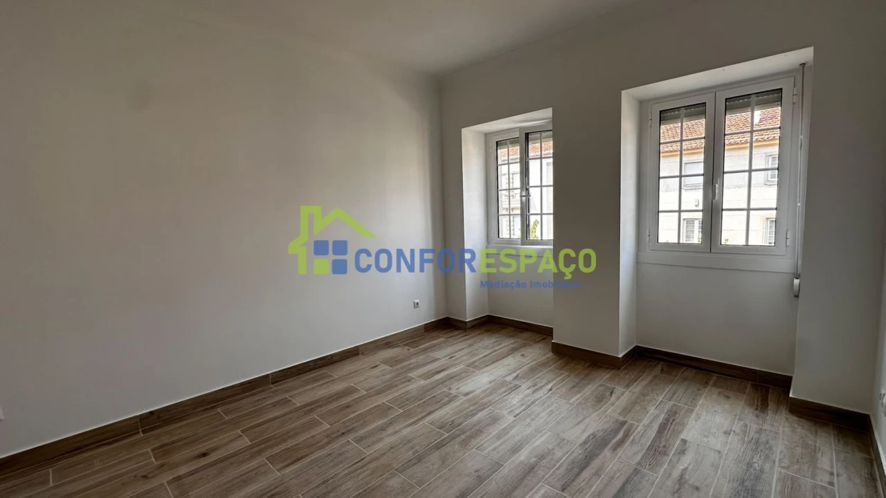 Apartamento T4 para Arrendamento em Castelo Branco Foto 13