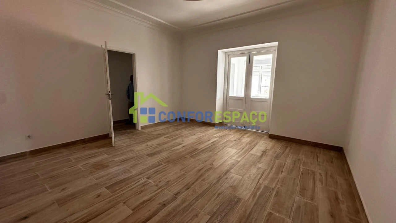 Apartamento T4 para Arrendamento em Castelo Branco Foto 2