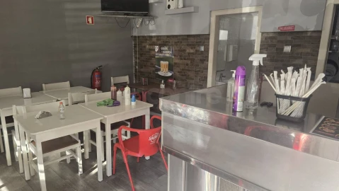 Loja para Trespasse em Águas Livres