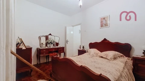 Moradia T4 para Venda em Borba (Matriz)