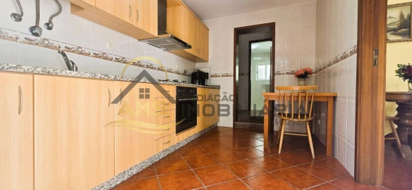 Moradia T8 para Venda em Fornelos