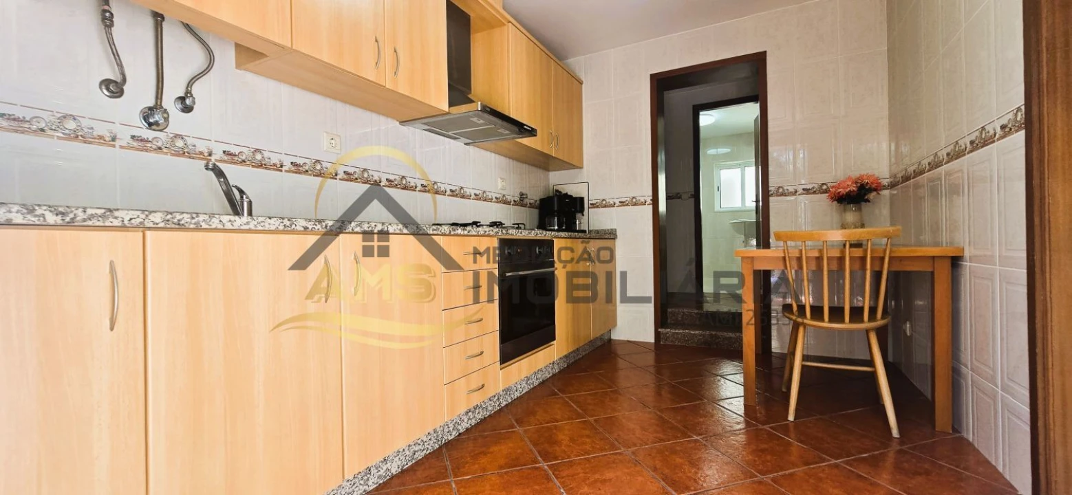 Moradia T8 para Venda em Fornelos Foto 35